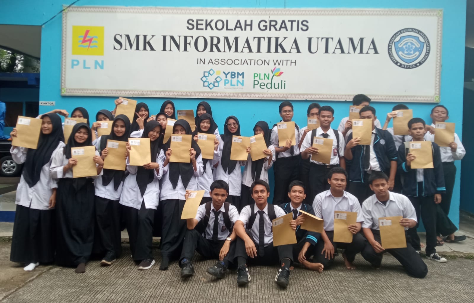 Sertifikasi TOEIC sebagai Bekal di Dunia Kerja